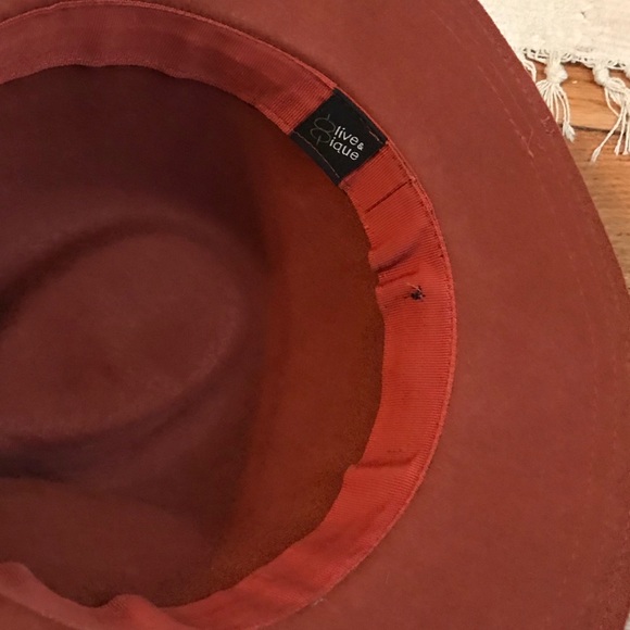 Olive and Pique Rust Hat - Picture 2 of 4